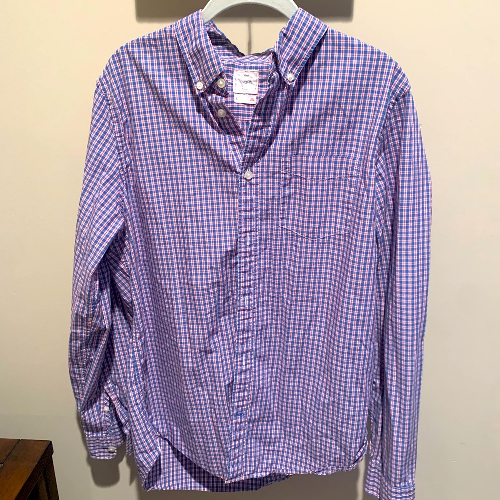 Men’s gap button up dress shirt